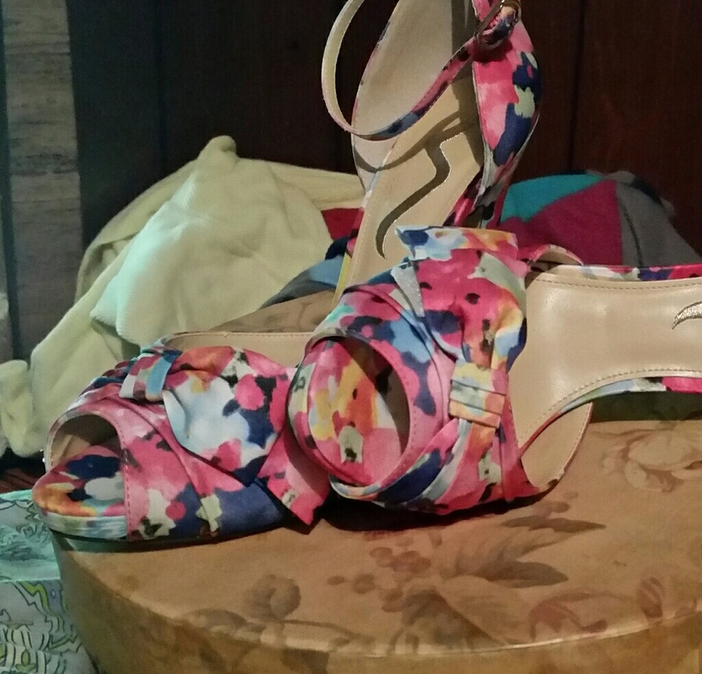 Open toe high heeled  sandal